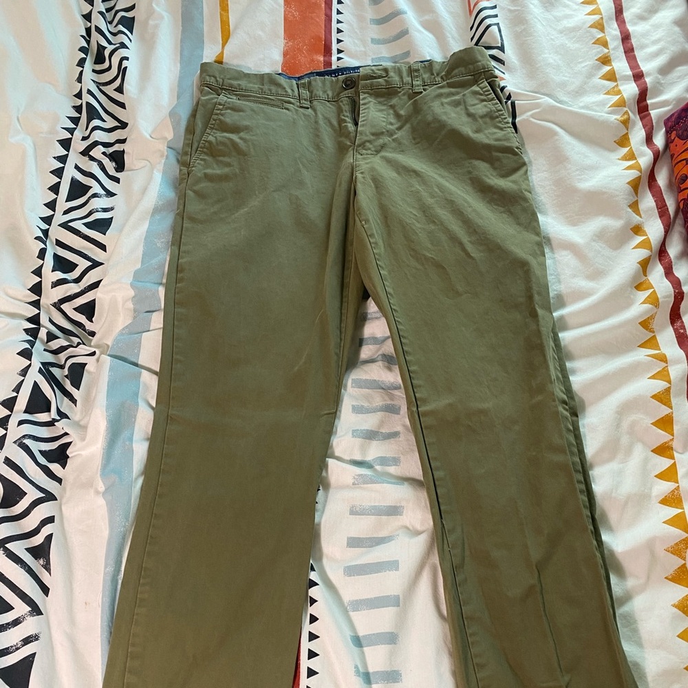 Tommy Hilfiger green chino pants